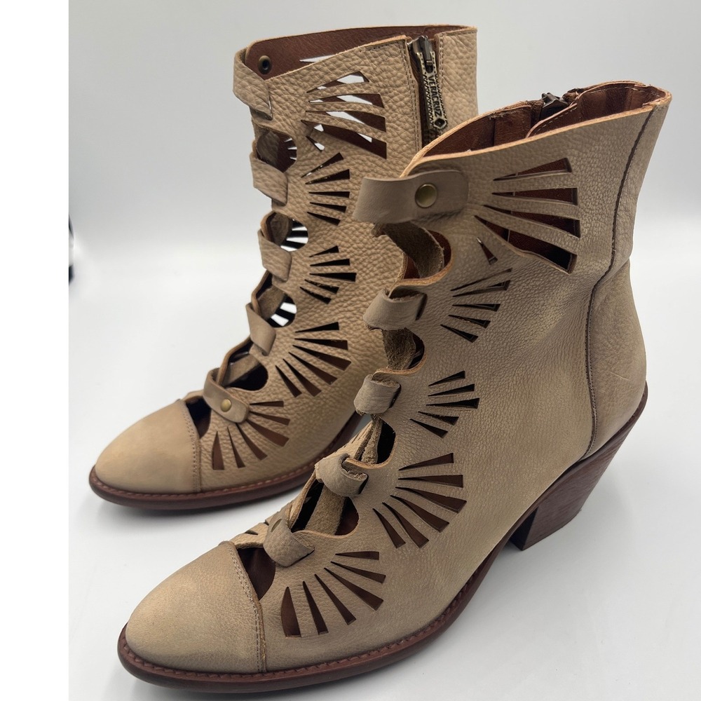 Veracruz Mallory Distressed Leather Cutout Booties EU 39 Tan Boho Made Spain - Picture 2 of 11